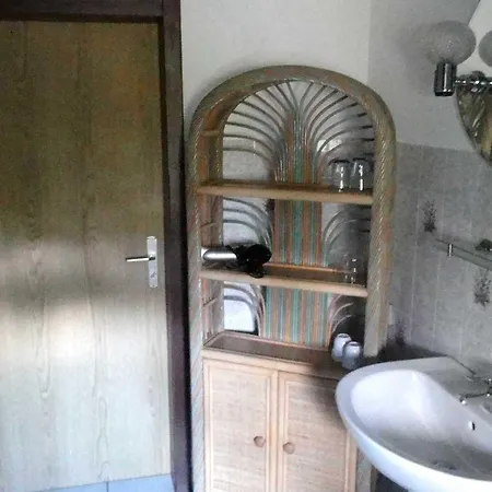 Quarto em Acomodações Particulares Reetdachhaus 